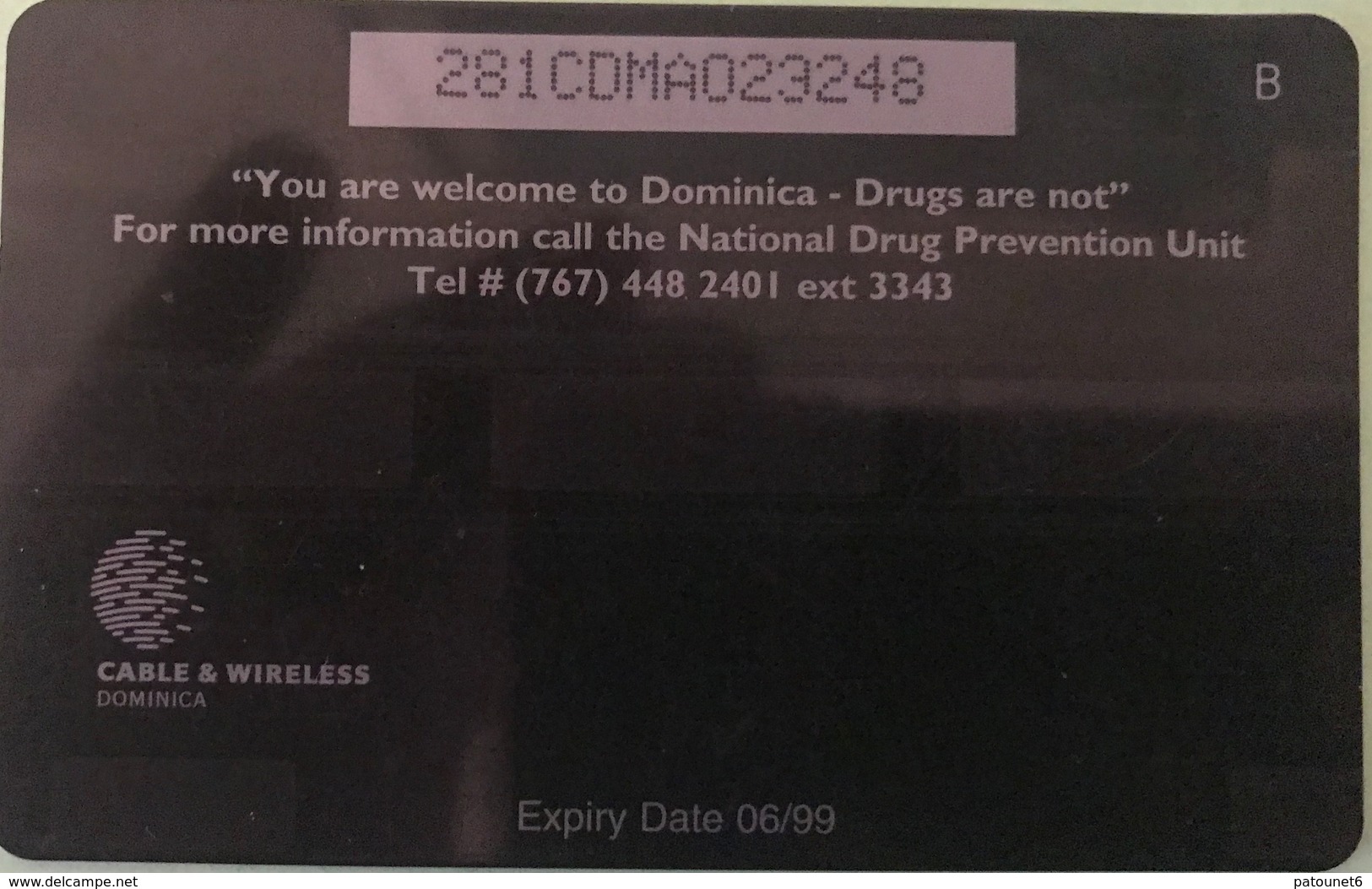 DOMINIQUE  -  Phonecard  -  Cable § Wireless  - Be Alert ! Drugs Hurt ! - EC $ 10 - Dominique