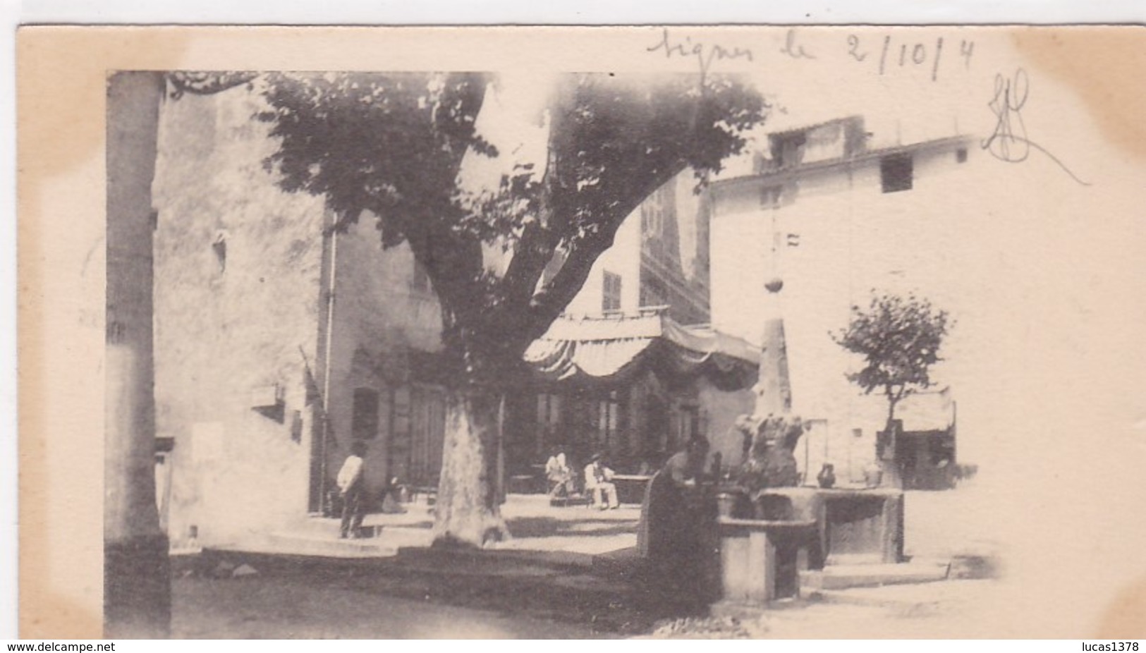 83 / SIGNES / PLACE SAINT JEAN /FEMME A LA FONTAINE / PRECURSEUR - Signes