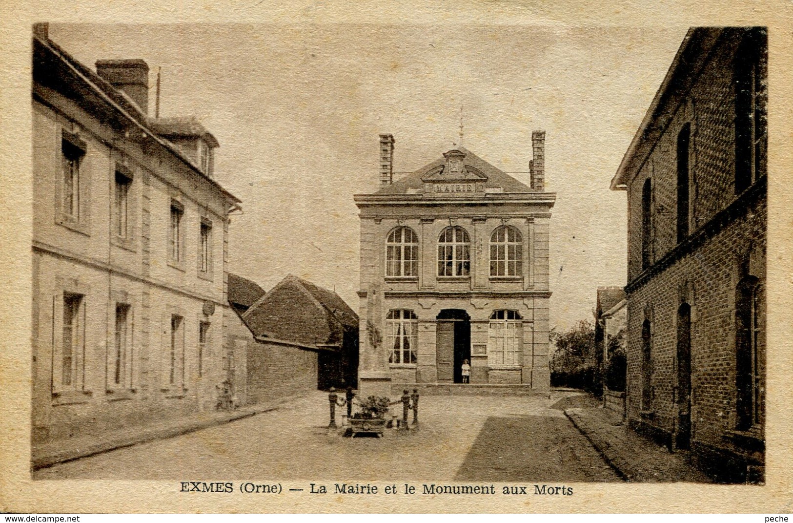 N°6251 T -cpa Exmès -la Mairie Et Le Monument Aux Morts- - Exmes