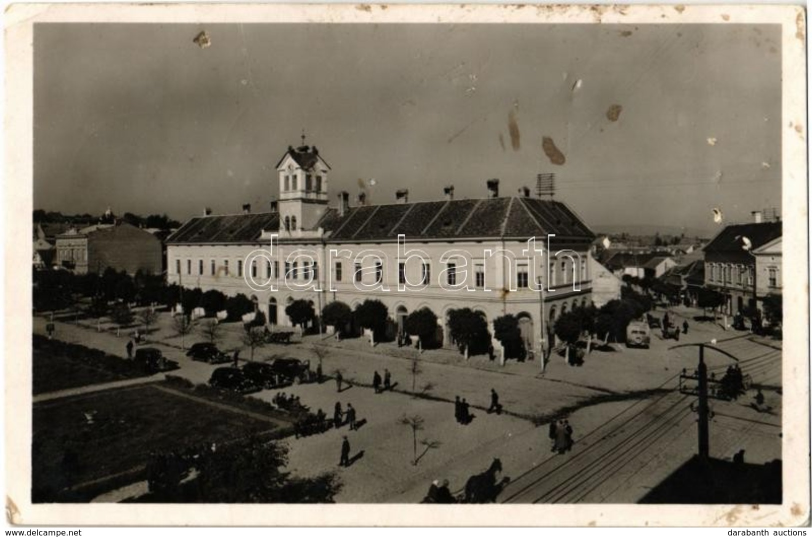 T2/T3 1941 Sepsiszentgyörgy, Sfantu Gheorghe; M. Kir. Törvényszék, Autóbusz, Automobilok / Court, Autobus, Automobiles ( - Ohne Zuordnung