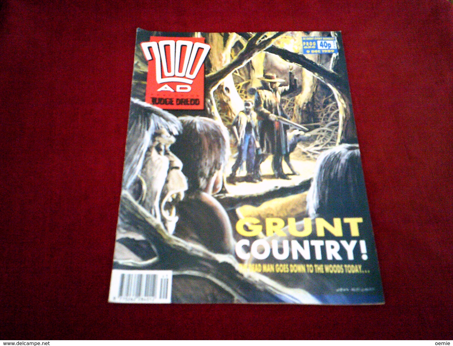 2000 AD   FEATURING JUDGE DREDD 9 DEC 1989  ° GRUNT COUNTRY - Science Fiction