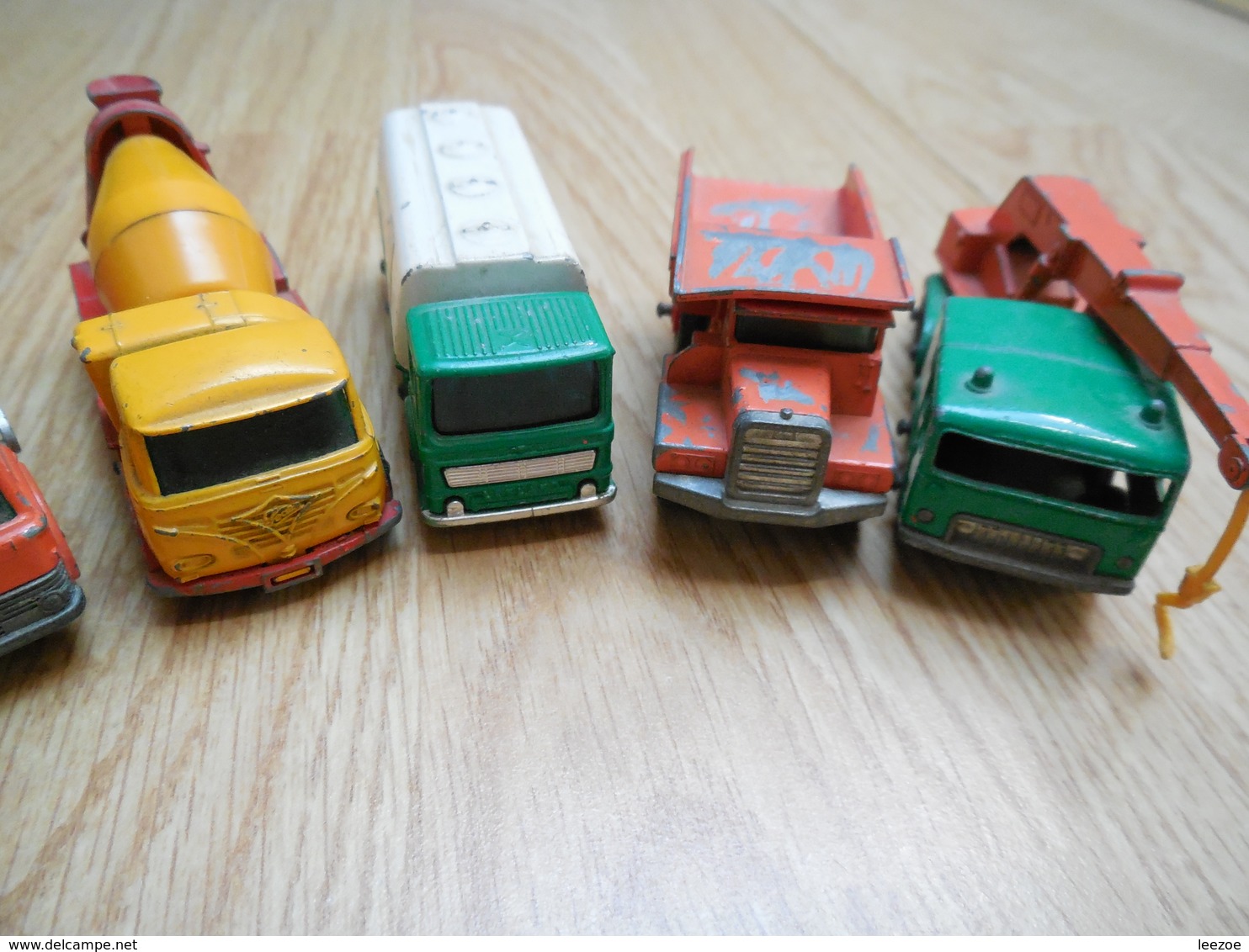 Matchbox Véhicules De Chantier Wheel Crane.mack Dump Truck.petrol Tanker. Truck N°21.refuse Truck.wheel Tipper.dodge - Camions, Bus Et Construction