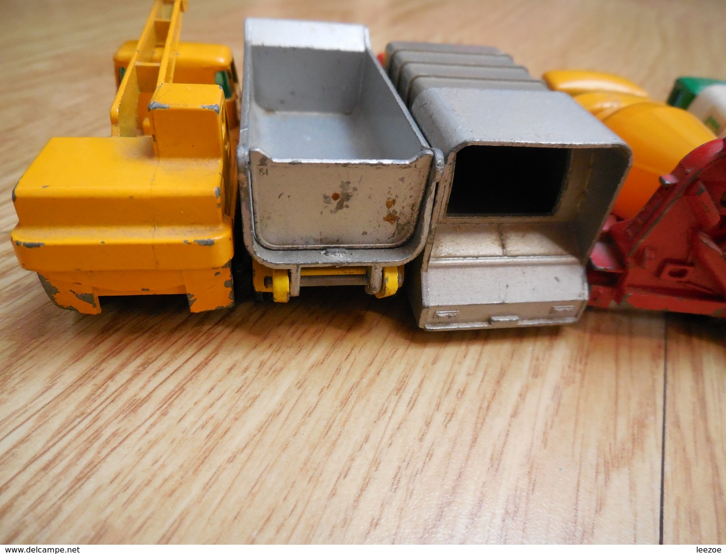 Matchbox Véhicules De Chantier Wheel Crane.mack Dump Truck.petrol Tanker. Truck N°21.refuse Truck.wheel Tipper.dodge - Camions, Bus Et Construction