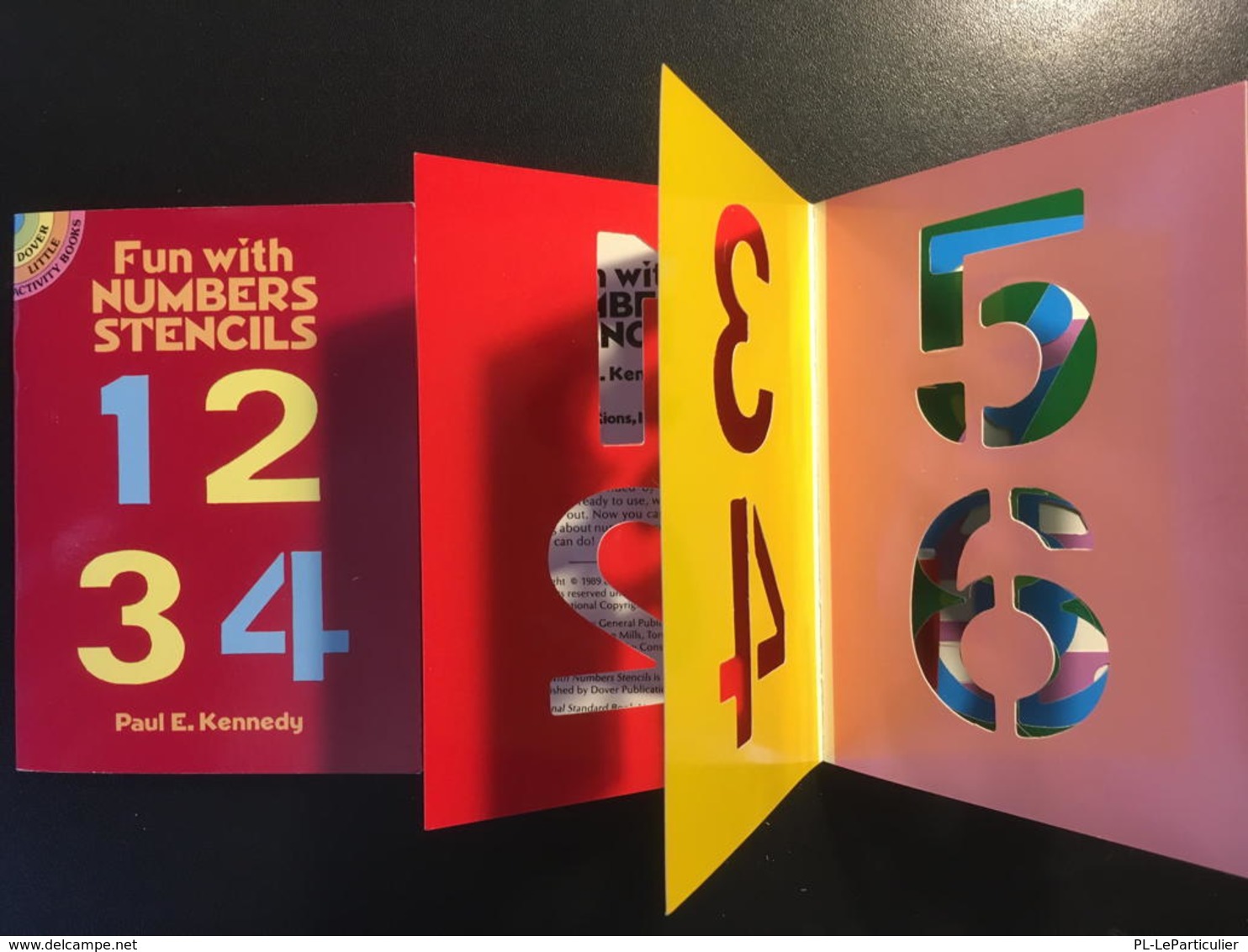 Fun With Numbers And ABC Stencils (set De 2 Petits Livre Pochoirs) Dover USA - ABC & Nummers