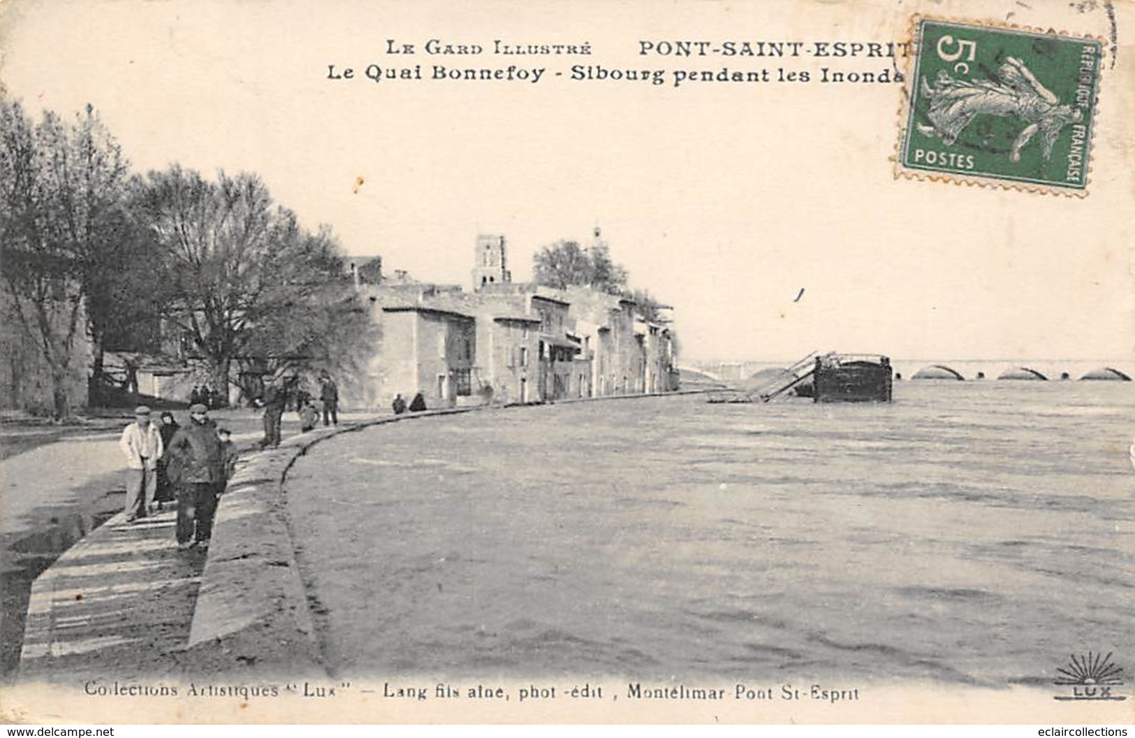 Pont Saint Esprit     30       Le Quai Bonnefois Pendant Les Inondations          ( Voir Scan) - Pont-Saint-Esprit