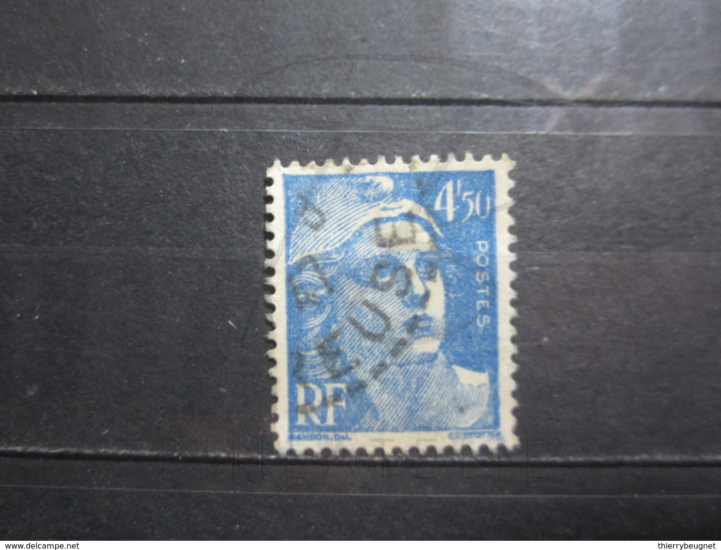 VEND BEAU TIMBRE FRANCE N° 718A , " 0 " BRISE !!! (b) - Usati