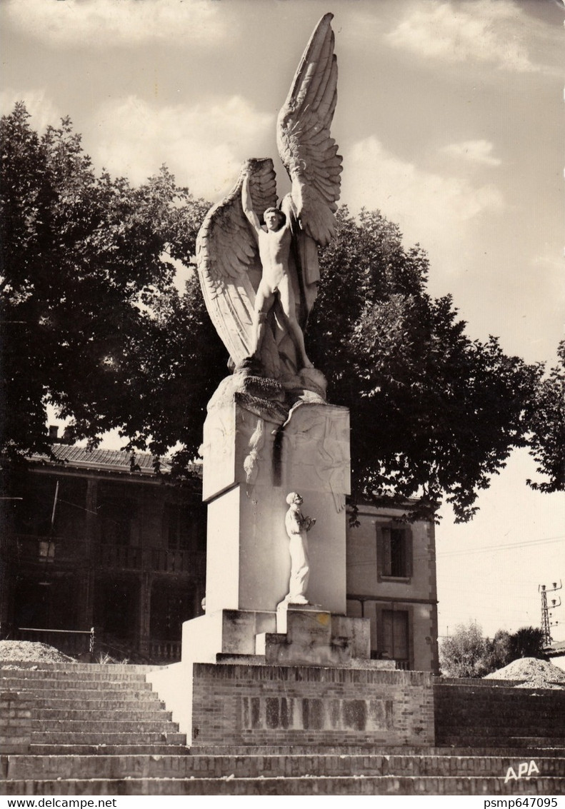 Muret Monument Clément Ader APA - Muret