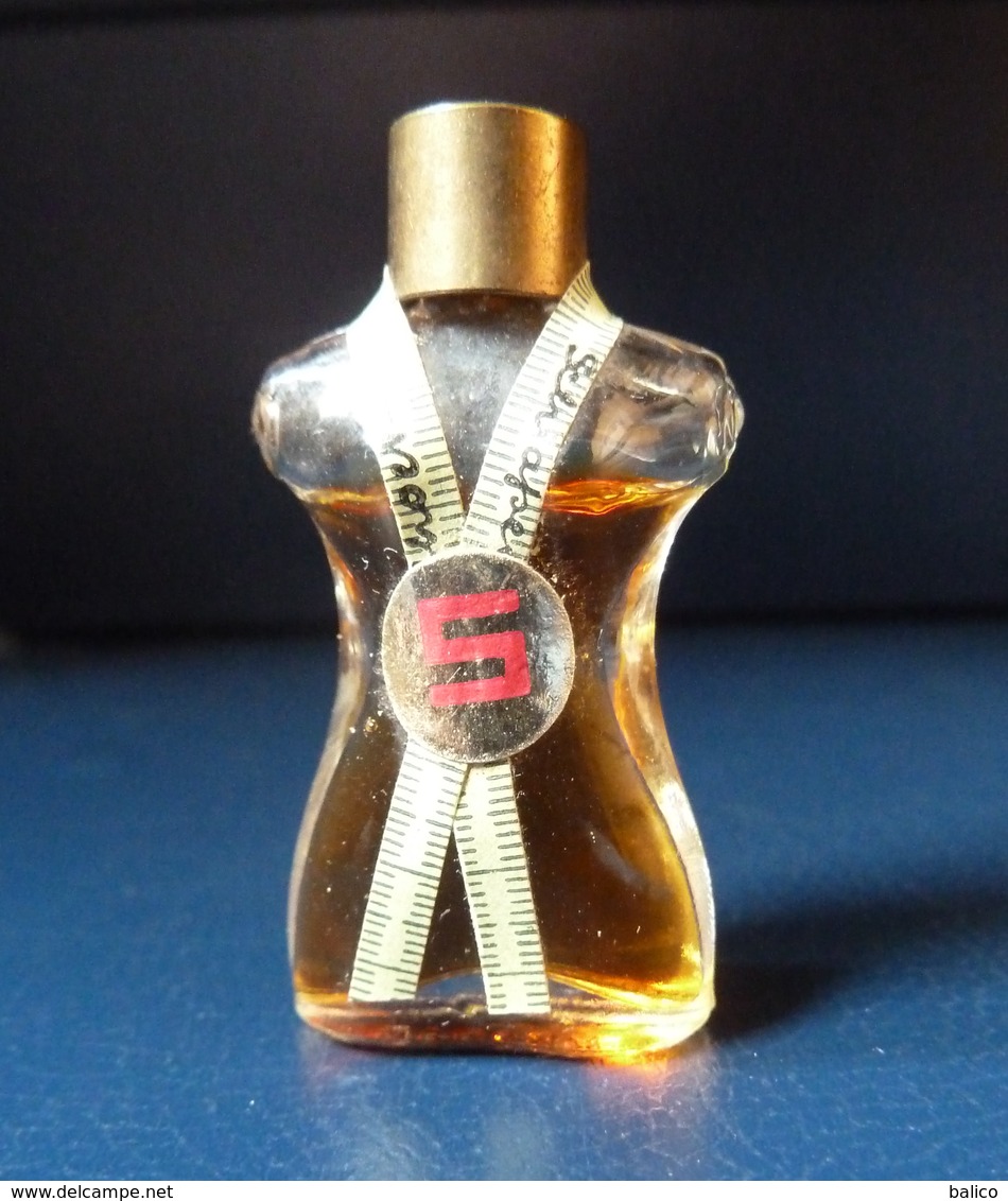 Miniature De Parfum  - Mini Buste - Shocking  De Schiaparelli - Réf, A 07  ( Presque Plein 3/4) ( Très Rare ) - Miniaturen (ohne Verpackung)