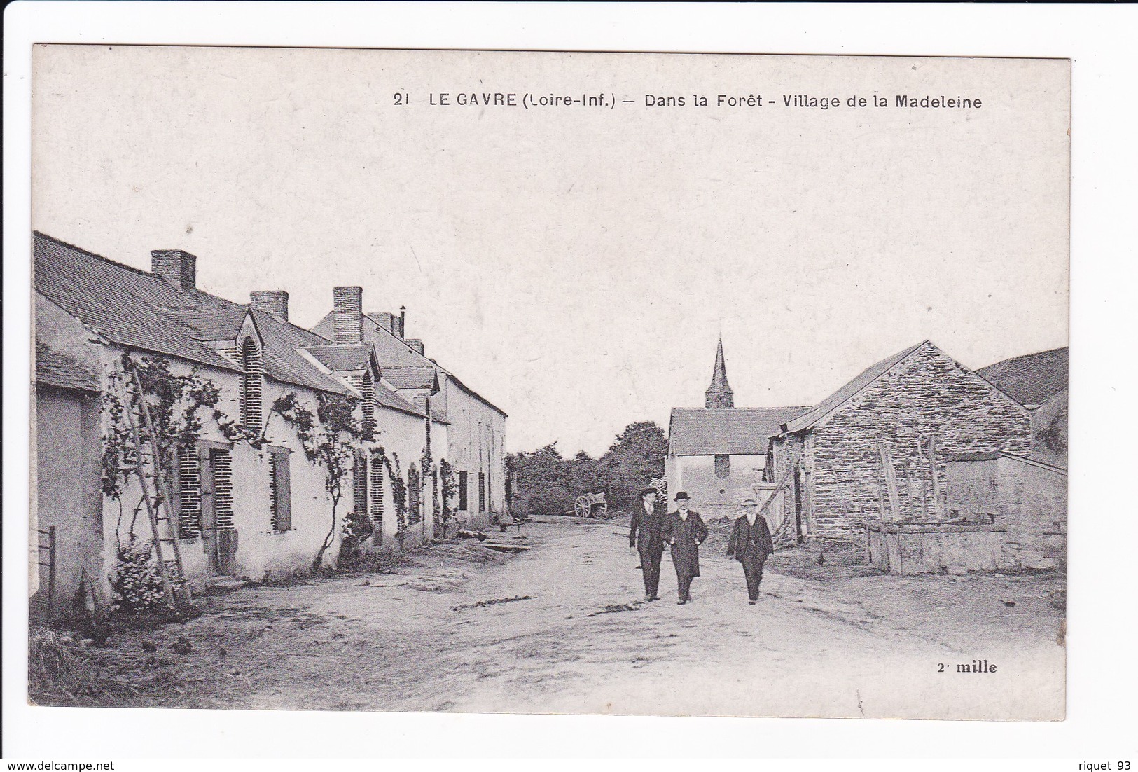 21 - LE GAVRE - Dans La Forêt - Village De La Madeleine - Le Gavre