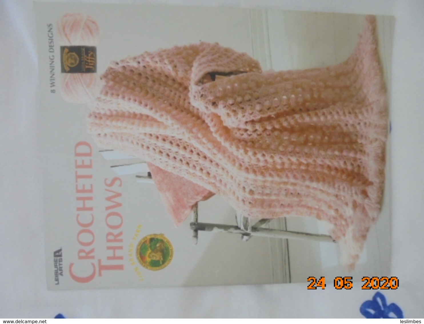 Crocheted Throws: 8 Winning Designs. Leisure Arts Booklet 3523 (2003) - Bastelspass