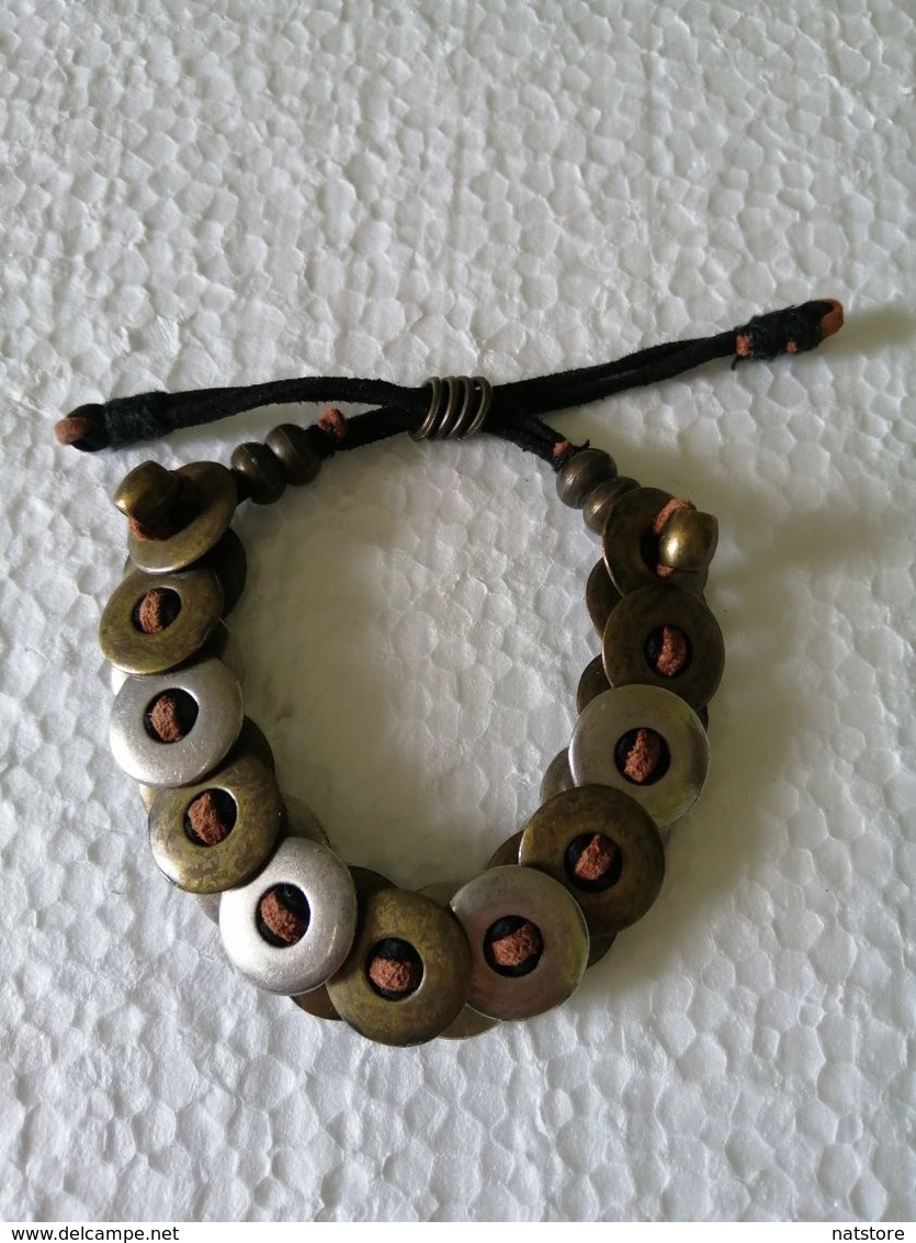 Vintage Bracelet Of Two -Tone Metal Wheels And Leather - Bracelets