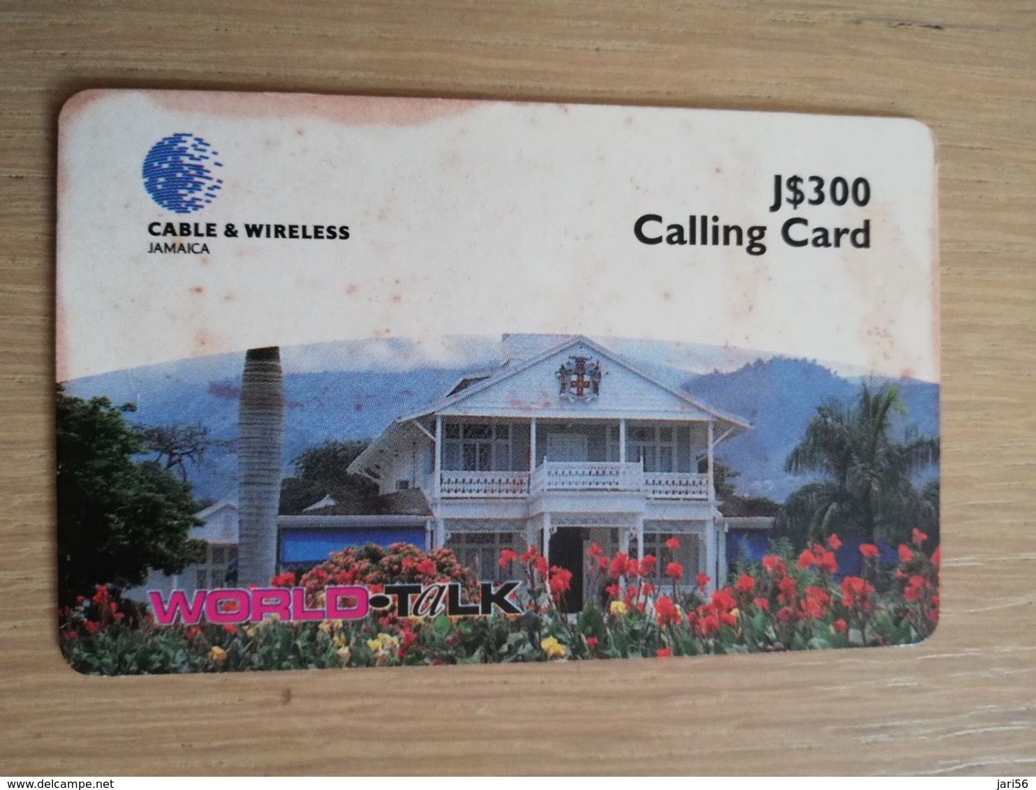 JAMAICA  J$300,-  PREPAID World -talk   Cable&wireless  P88b   Fine Used Card  **2218** - Jamaïque