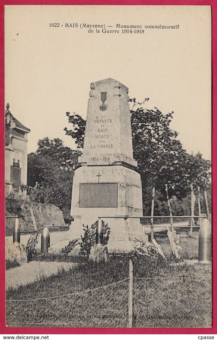 CPA 53 BAIS Mayenne - Monument Commémoratif De La Guerre 1914-1918 ** Militaria Aux Morts - Bais