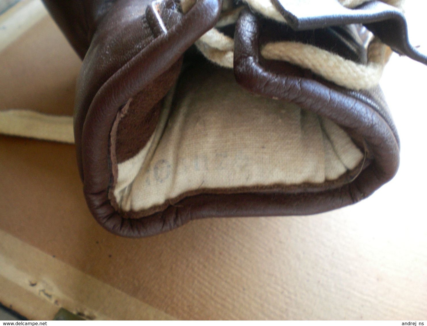 Old Boxing gloves, Excellent condition