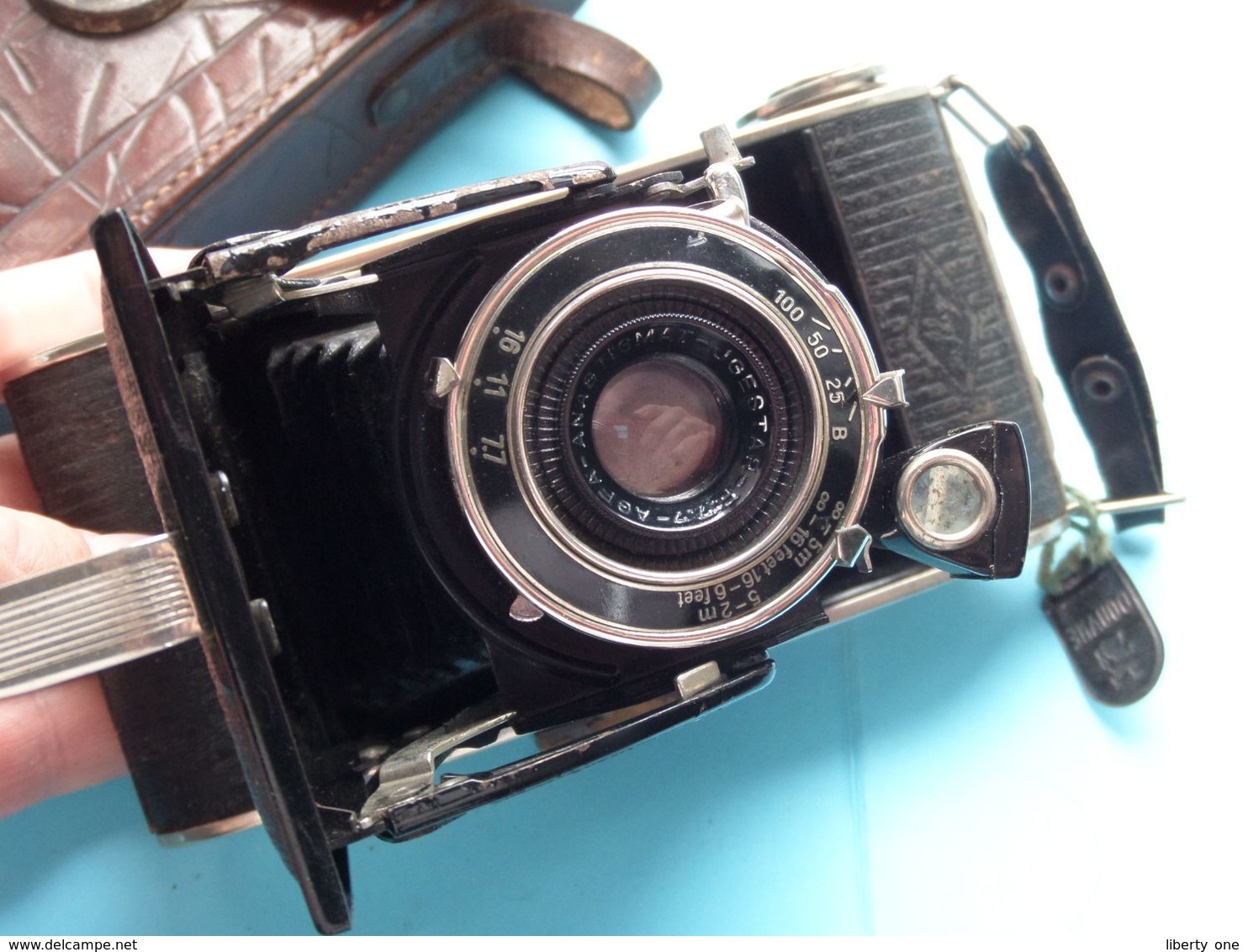 AGFA Camera  > See Scans >>> For Identification ! - Appareils Photo