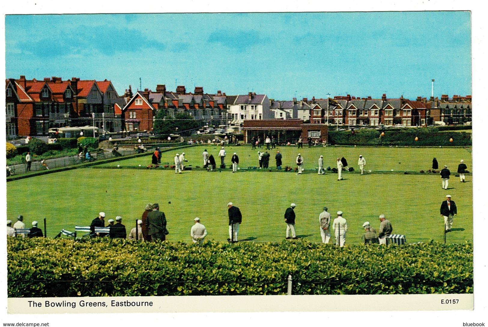 Ref 1374 - 3 X Unused Postcards - Eastbourne Sussex - Bowling - Min Village - Pier & Band - Eastbourne
