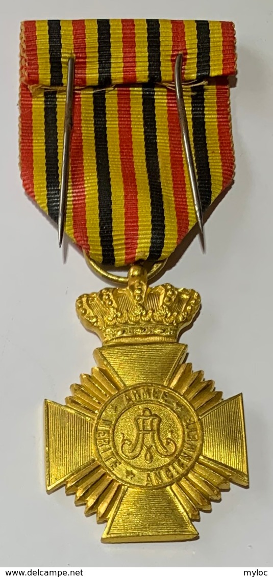 Militaria. Médaille. Décoration Belge. 2e Classe. 10 Ans D'ancienneté. - Belgien