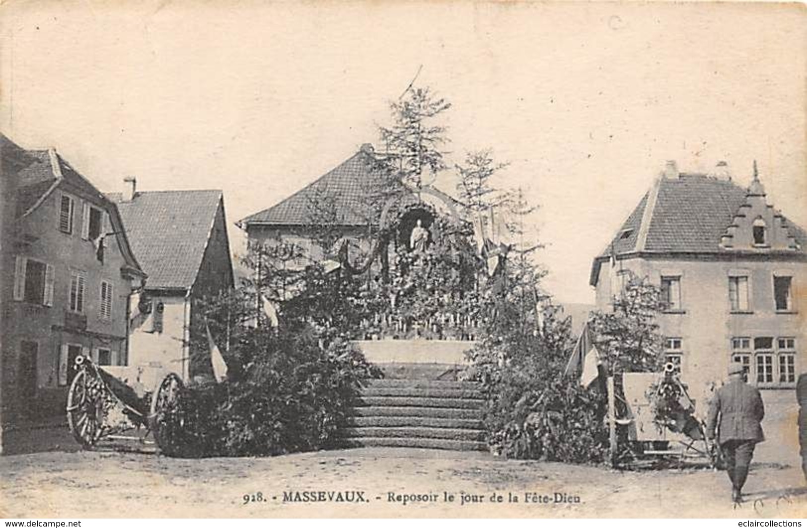 Maseveau          68        Reposoir Le Jour De La Fête Dieu   (voir Scan) - Masevaux