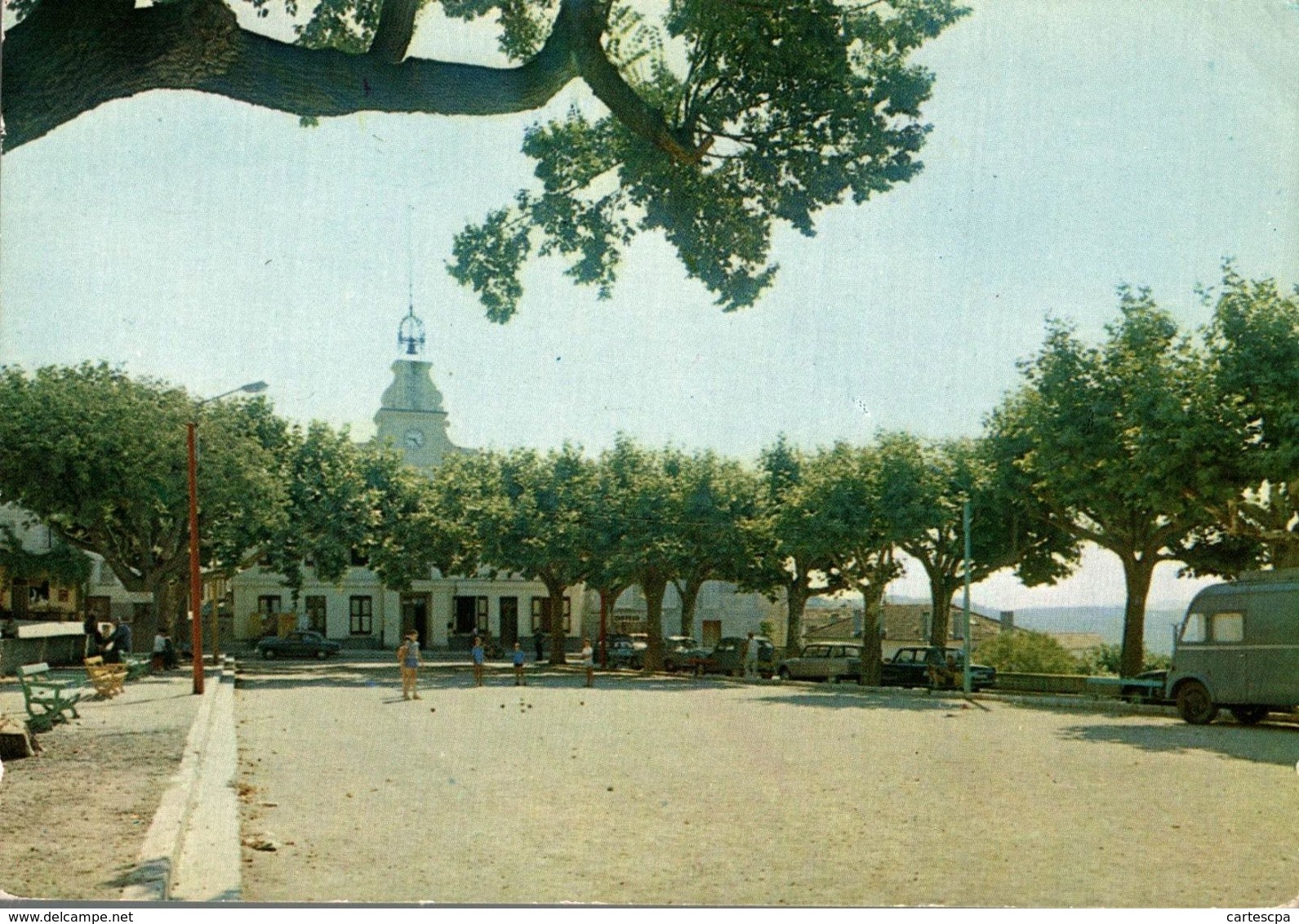 Montauroux Place Du Clos     CPM Ou CPSM - Montauroux