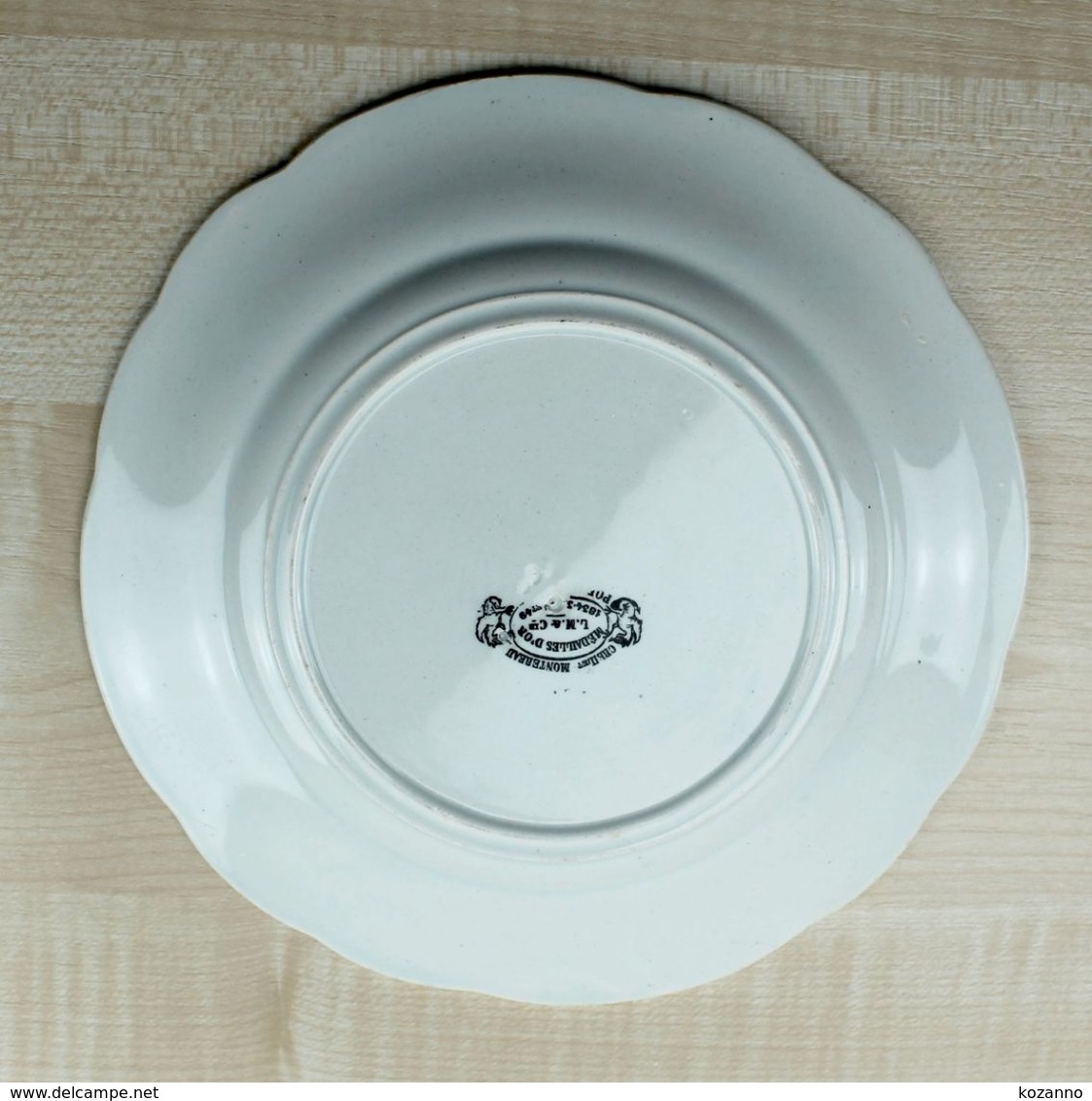 ANCIENNE ASSIETTE CREIL MONTEREAU XIXe - LES ANIMAUX INTELLIGENTS N°5: UN LION - Teller