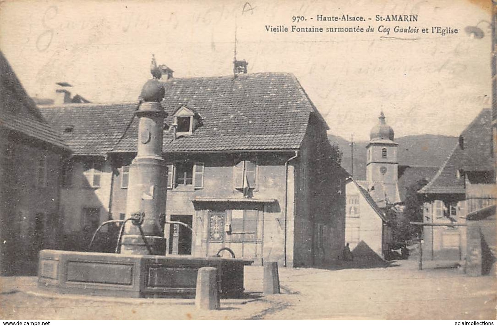 Saint Amarin          68         Vieille Fontaine Surmontée Du Coq Gaulois      (voir Scan) - Saint Amarin