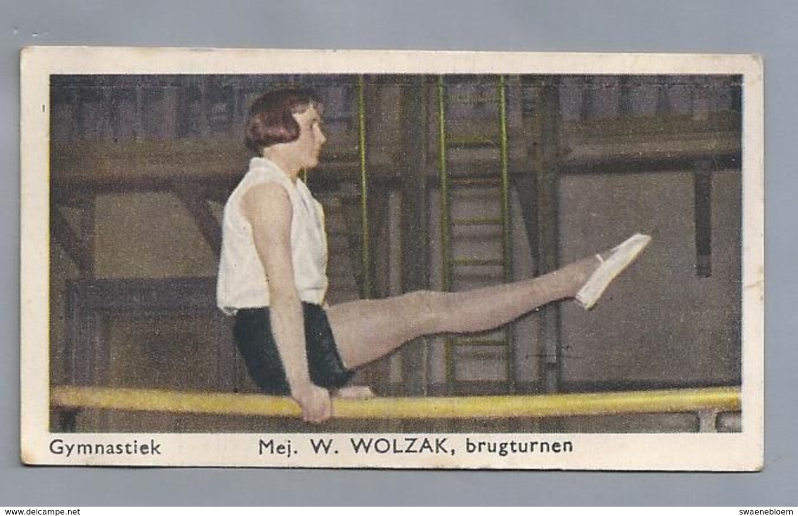 SPORTPLAATJES. GYMNASTIEK. Mej. W. WOLZAK, Brugturnen. - Gymnastik