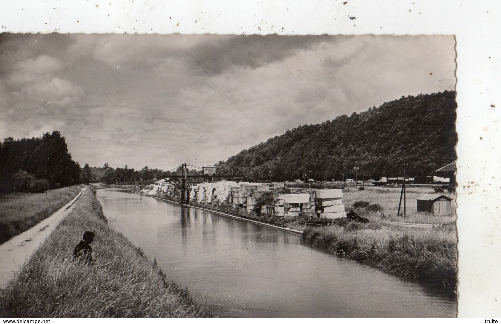 CHEVILLON LE CANAL ET LE PORT DE PIERRE - Chevillon