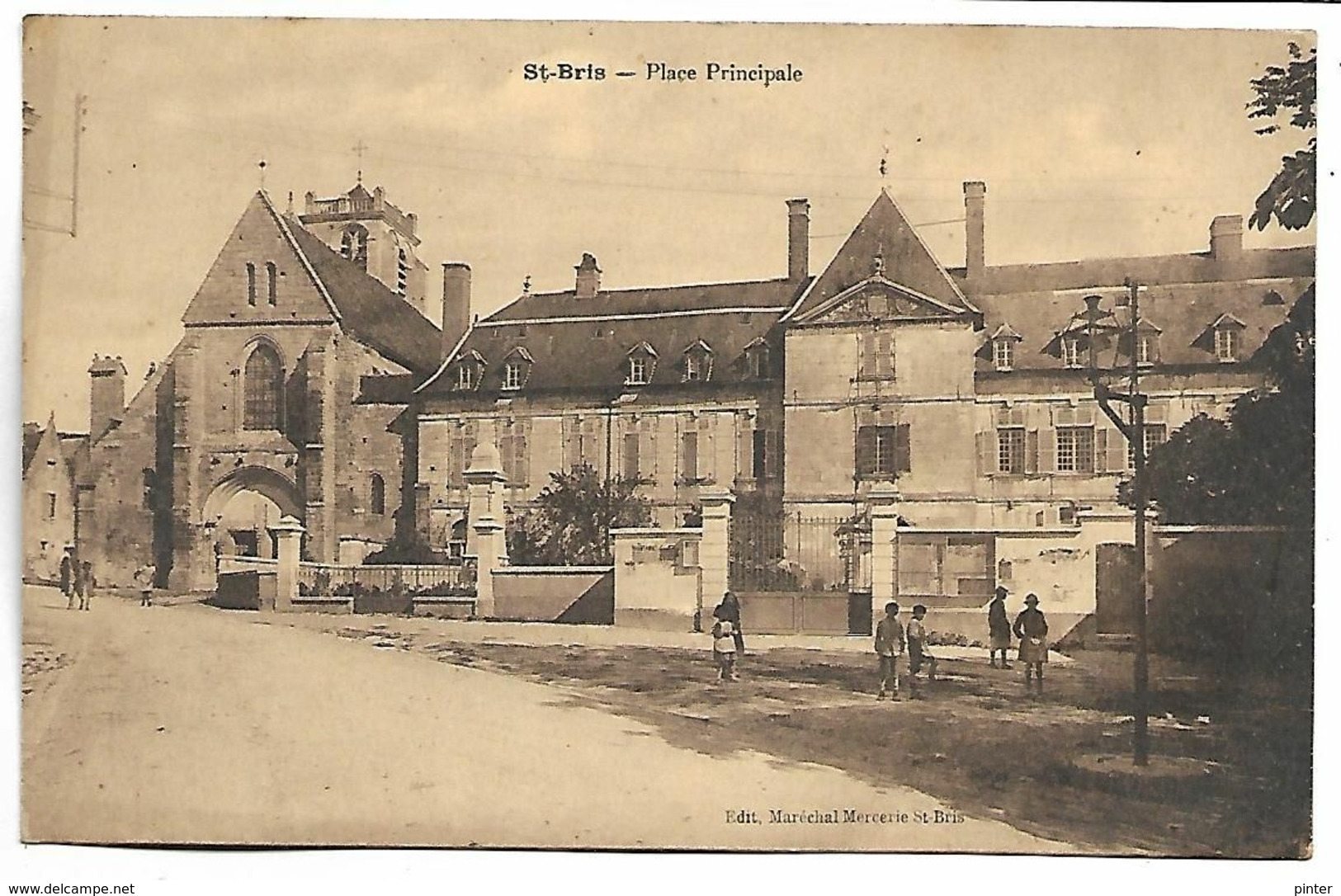 SAINT BRIS - Place Principale - Saint Bris Le Vineux