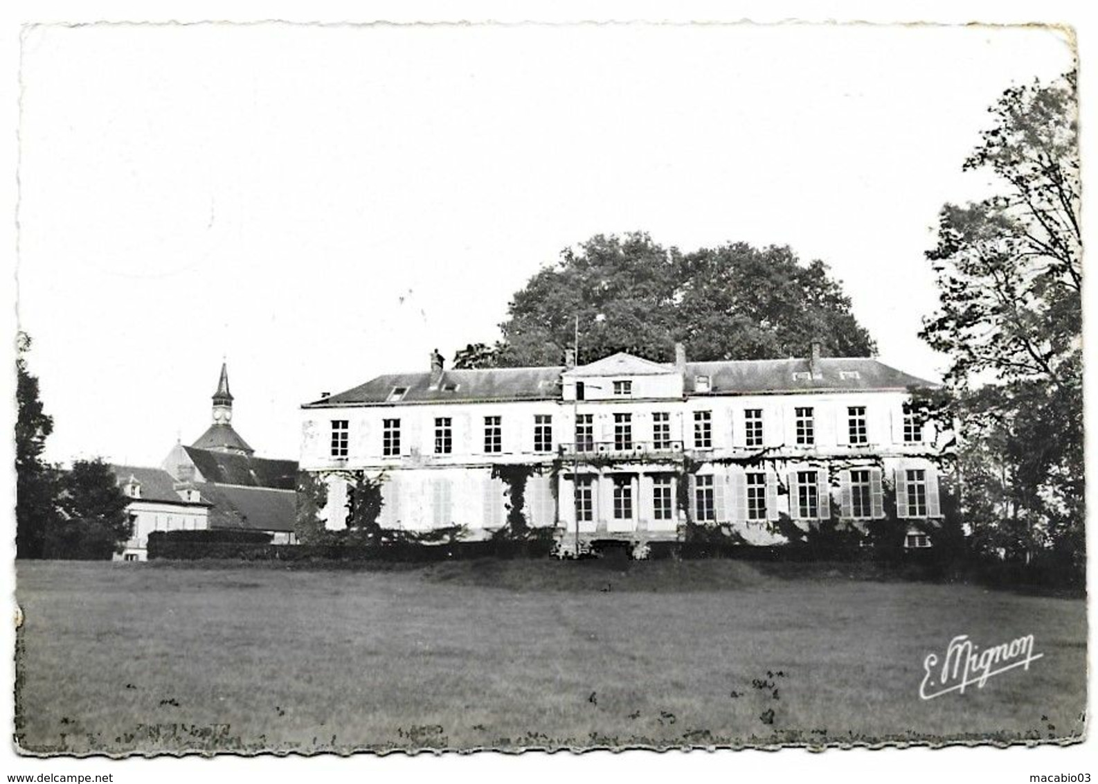 89 Yonne :  Flogny  Le Château    Réf 8008 - Flogny La Chapelle