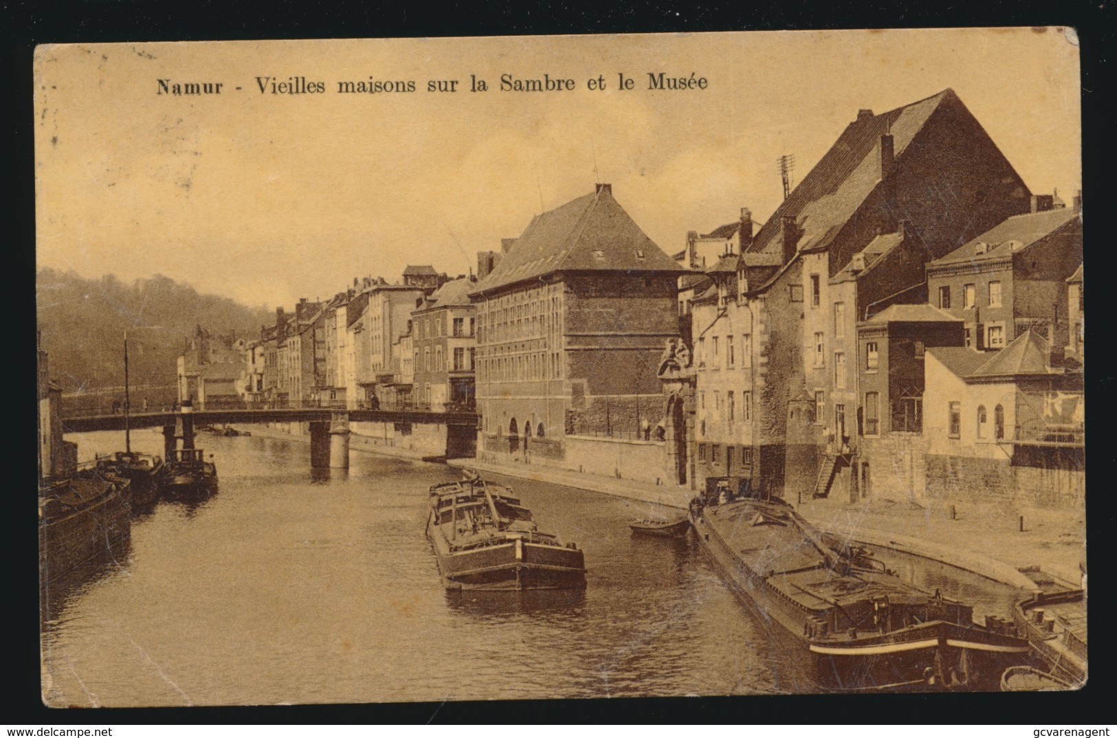 NAMUR  VIEILLES MAISONS SUR LA SAMBRE ET LE MUSEE - Celles