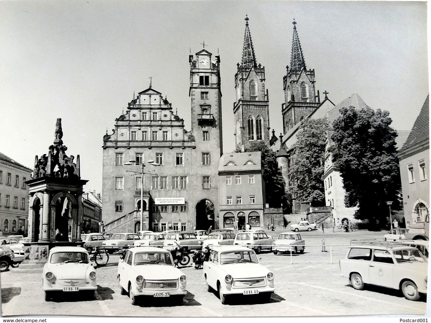 #20  Trabant Retro Cars, St. Aegidien Church And Hall Town Of  Oschatz - Saxony, GERMANY - Big Size Postcard 1970's - Oschatz