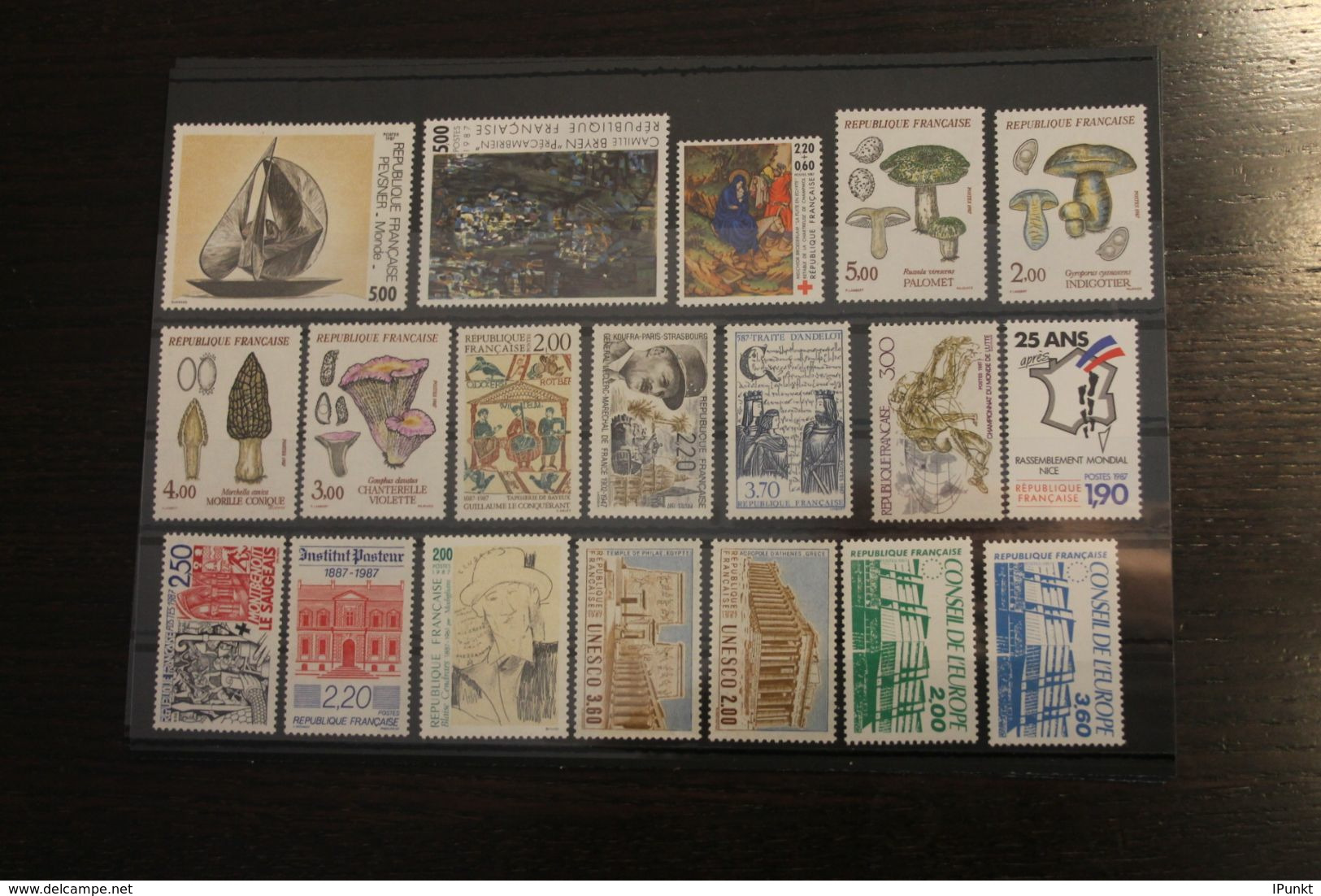 France 1987, 2586-2635; Postfrisch, Frankreich Jahrgang 1987, 59 Werte, 3 MH, überkomplett, 3 Steckkarten - 1980-1989
