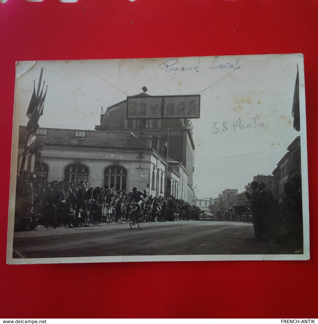 PHOTO LAVAL COURSE CYCLISME RAYMOND POULIDOR ? - Cycling