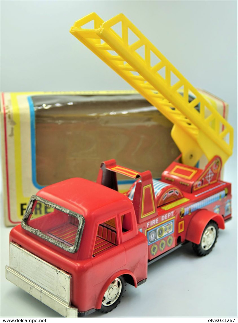 Vintage TIN TOY CAR : Mark YONE With BOX - Fire Engine Truck 1057 - 22cm - Japan - 1960's - Friction Powered - Collectors Et Insolites - Toutes Marques