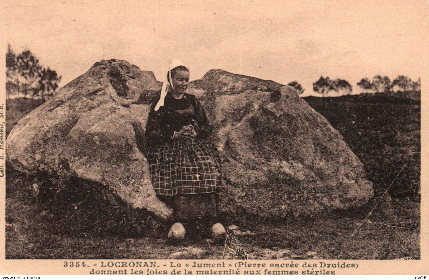 Locronan - La Jument (Pierre Sacrée Des Druides) Joies De La Maternité Aux Femmes Stériles - Carte N° 3354 Non Circulée - Locronan