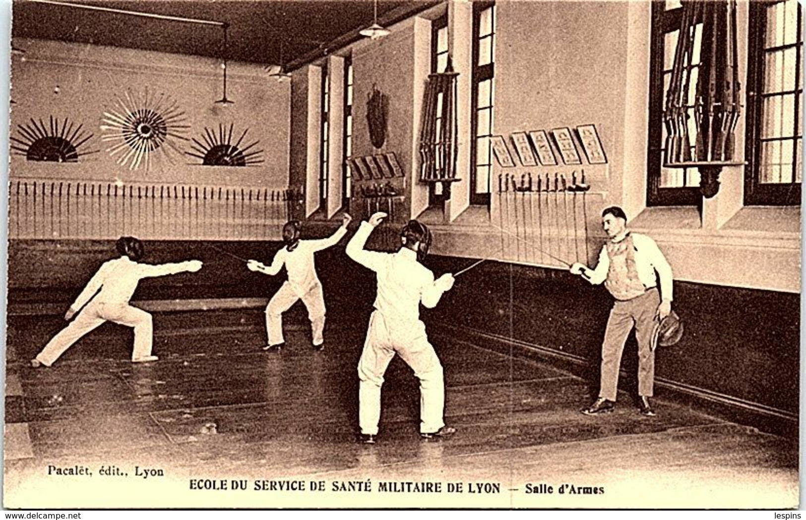 SPORTS - ESCRIME -- 69 - Ecole Du Service De Santé Militaire De LYON - Salle D'arme - Fechten