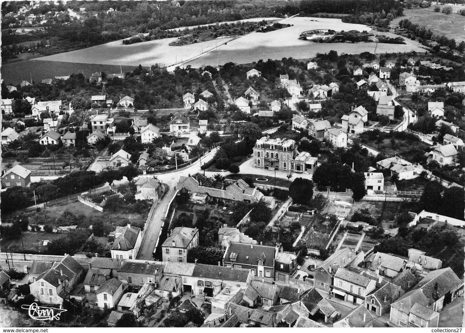 77-COMBS-LA-VILLE- VUE GENERALE AERIENNE SUR LA FRESNAYE - Combs La Ville