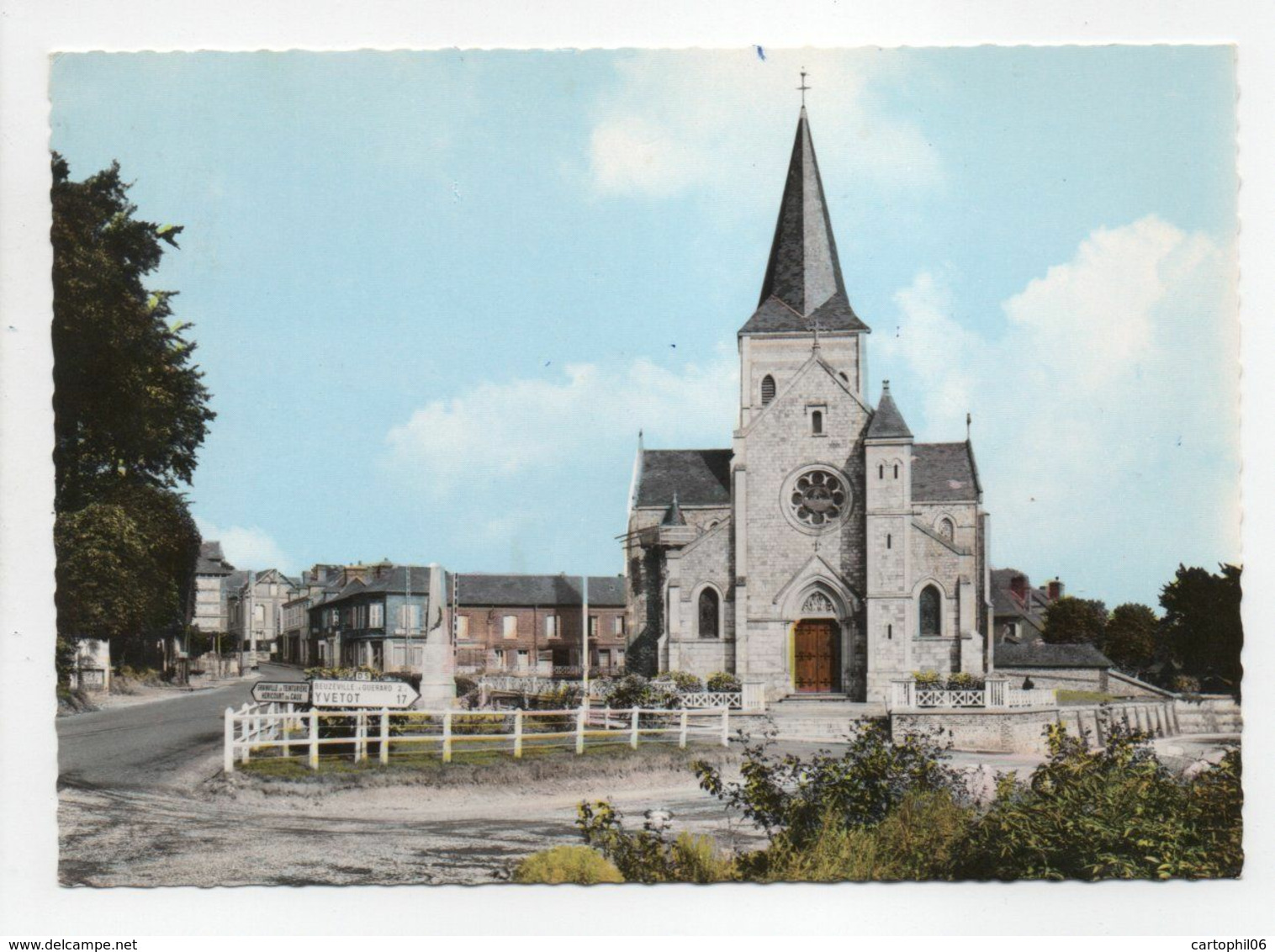 - CPSM OURVILLE-EN-CAUX (76) - L'Eglise 1982 - Photo SPADEM N° 13 - - Ourville En Caux