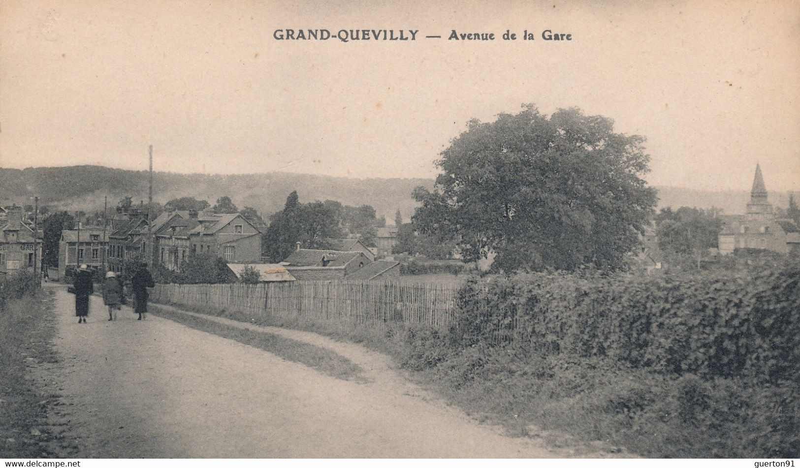 (CPA 76) GRAND-QUEVILLY  /  Avenue De La Gare - - Le Grand-Quevilly