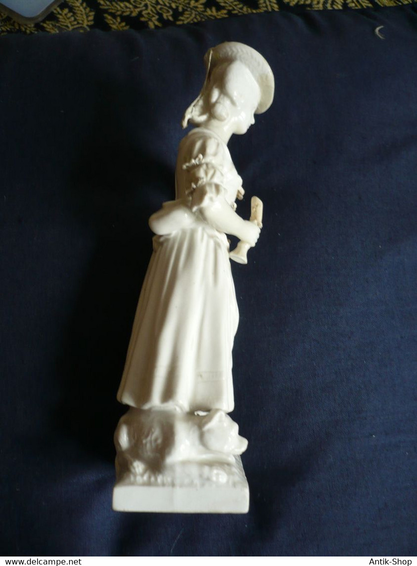 Porzellan-Figur - Dame Mit Hund - Zepter-Marke (KPM) (861) Preis Reduziert - KPM (DEU)