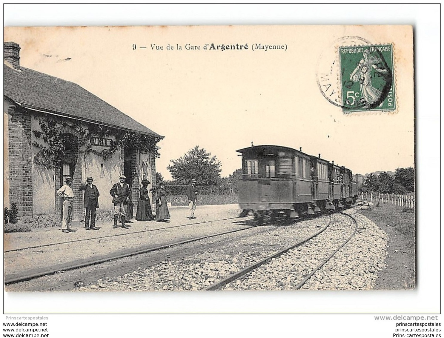 CPA 53 Argentré La Gare Et Le Train - Argentre