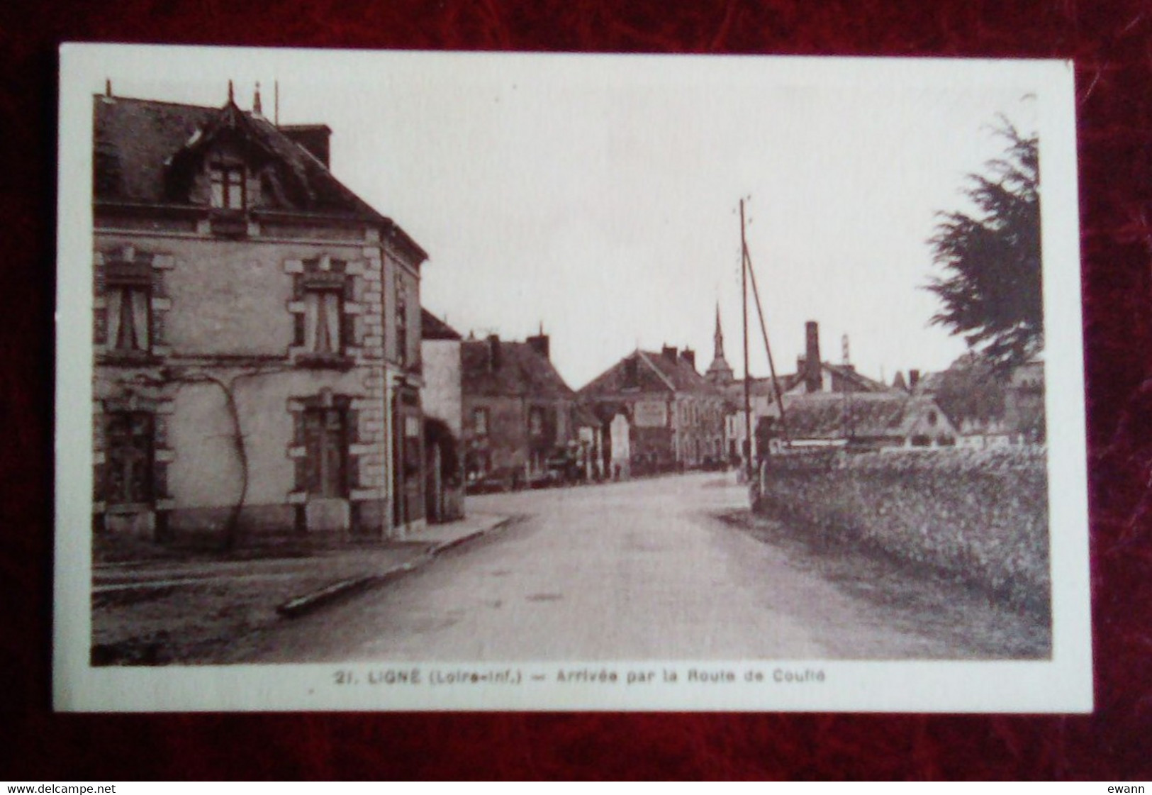 Carte Postale Ancienne - Ligné -Arrivée Par La Route De Couffé - Ligné