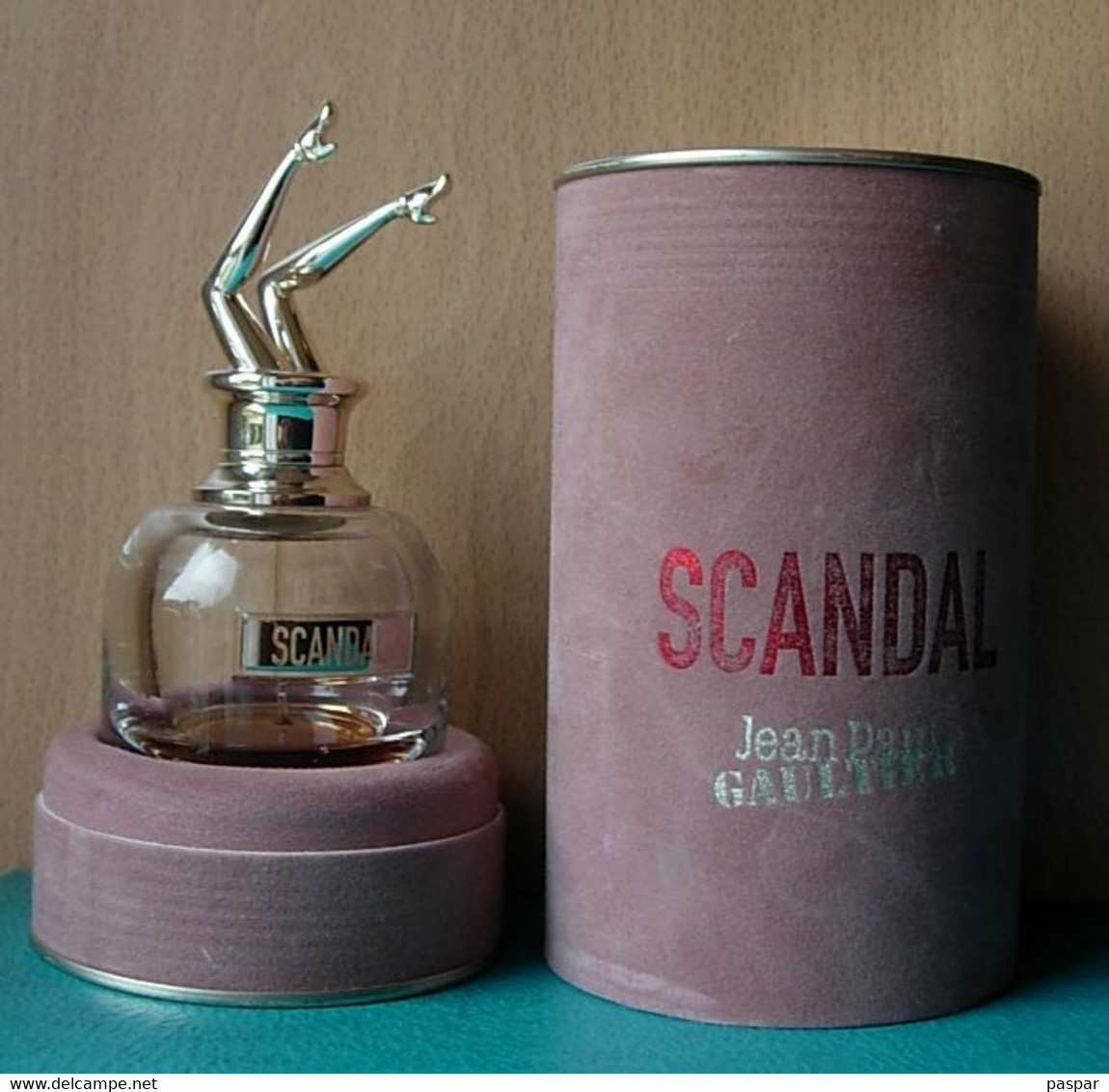 FLACON GAULTIER" SCANDAL" VAPO 50 ML - Bottles (empty)