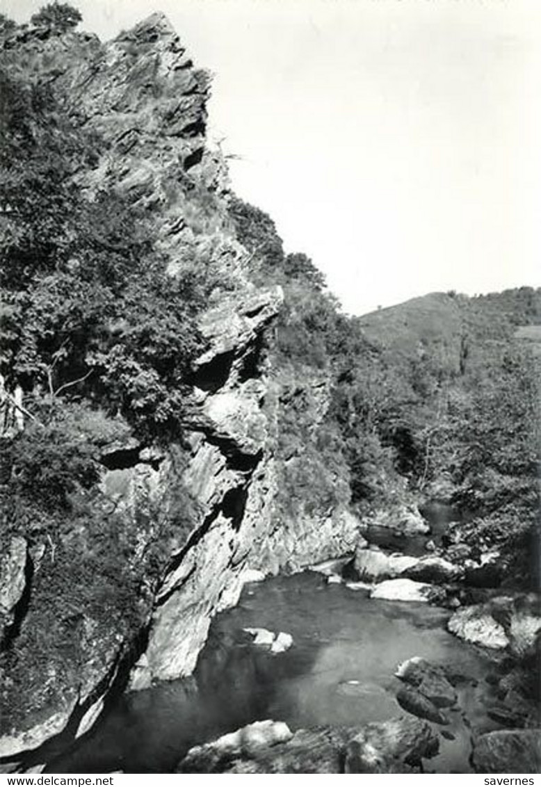 12_Aveyron_Grand_Vabre_Gorges_du_Dourdou - Vabres