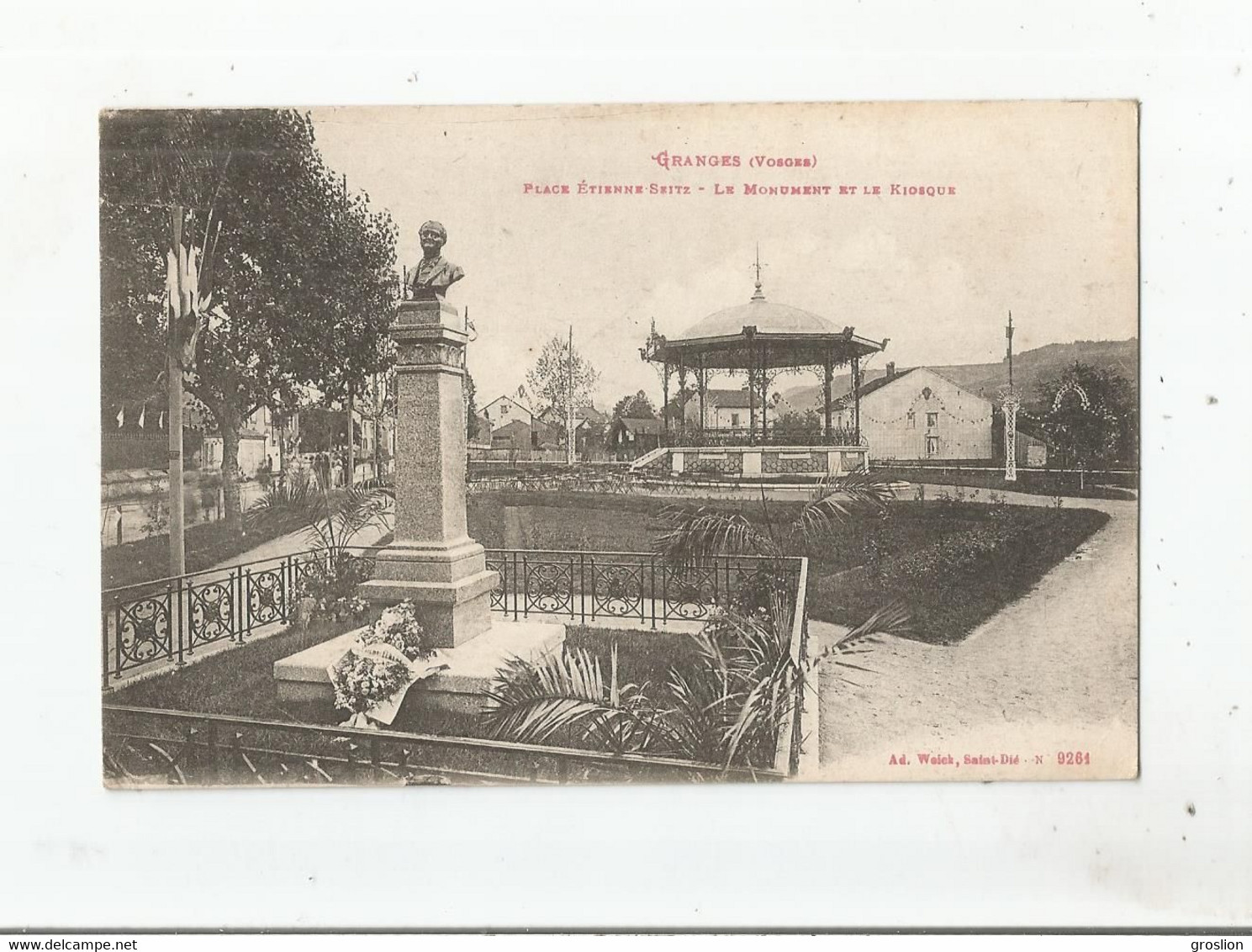 GRANGES (VOSGES) 9261 PLACE ETIENNE SEITZ. LE MONUMENT ET LE KIOSQUE - Granges Sur Vologne