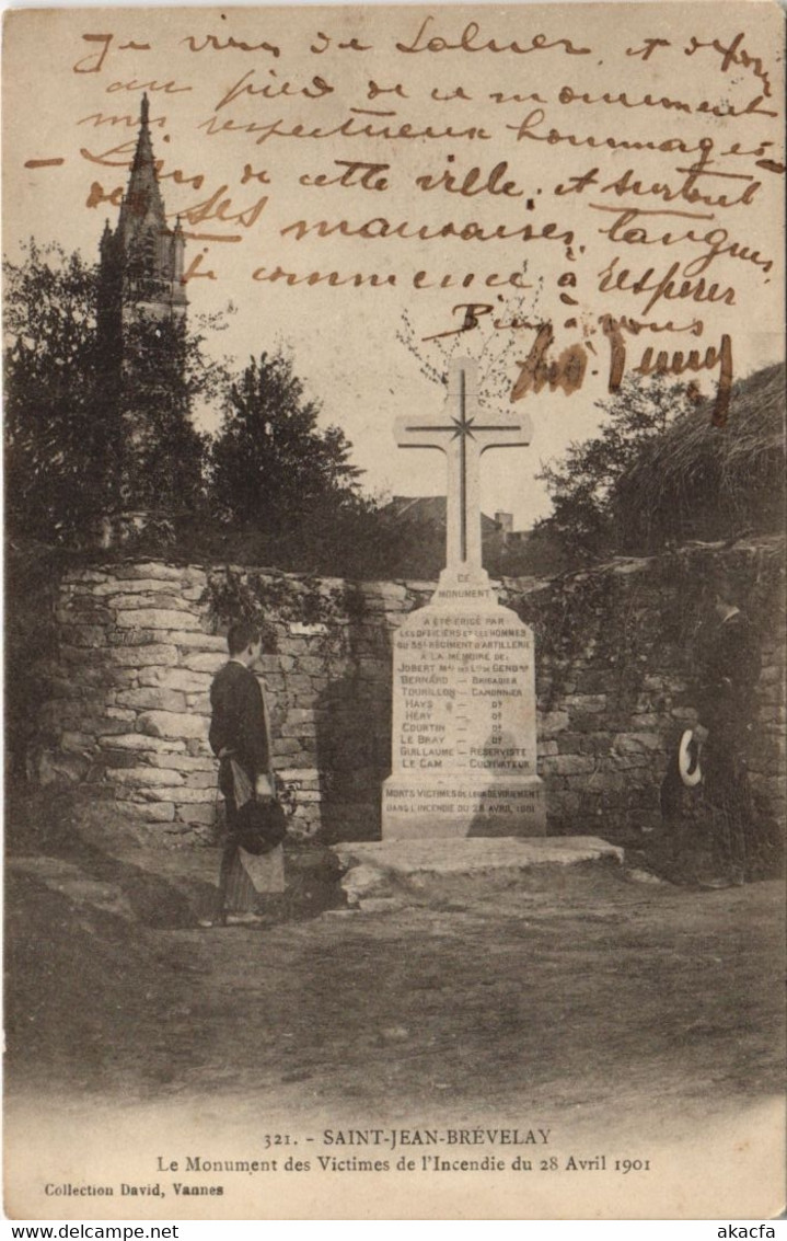 CPA St-JEAN-BREVELAY - Le Monument Des VICtimes De L'Incendie (32956) - Saint Jean Brevelay