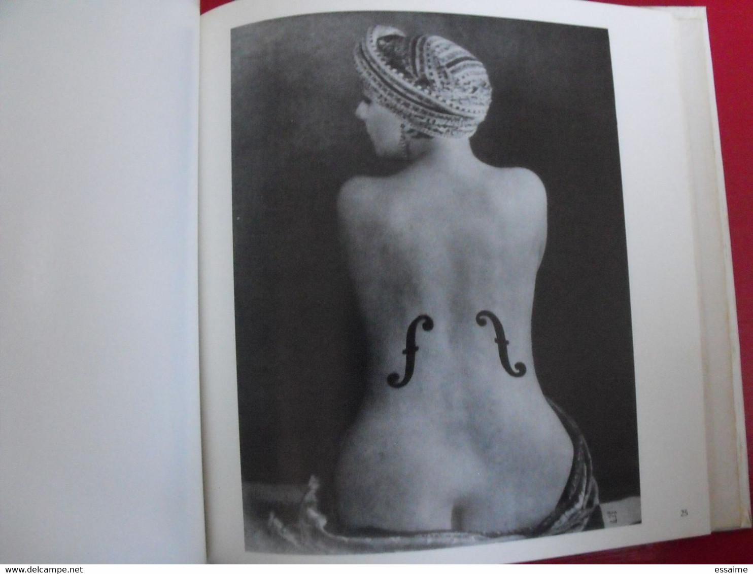 Man Ray. Aperture 1979. livre de photos. histoire de la photographie.