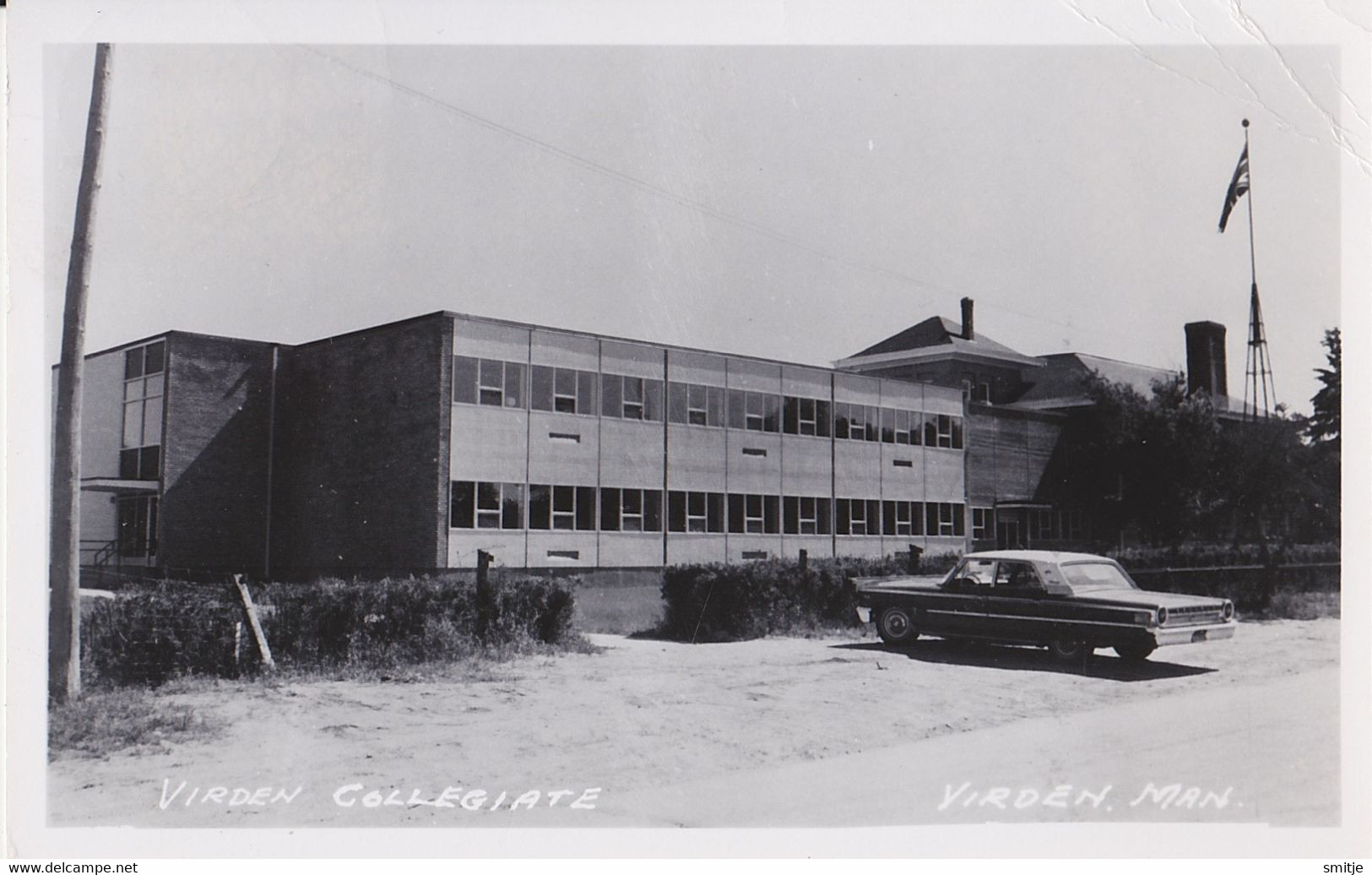 VIRDEN MANITOBA CANADA - VIRDEN COLLEGIATE CLASSIC CAR - REAL PHOTO  POSTCARD RPPC - Autres & Non Classés