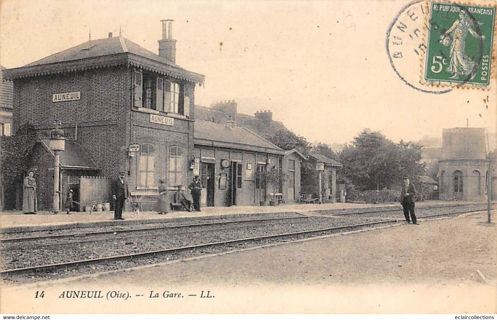 Auneuil          60       Intérieur De La Gare          (voir Scan) - Auneuil
