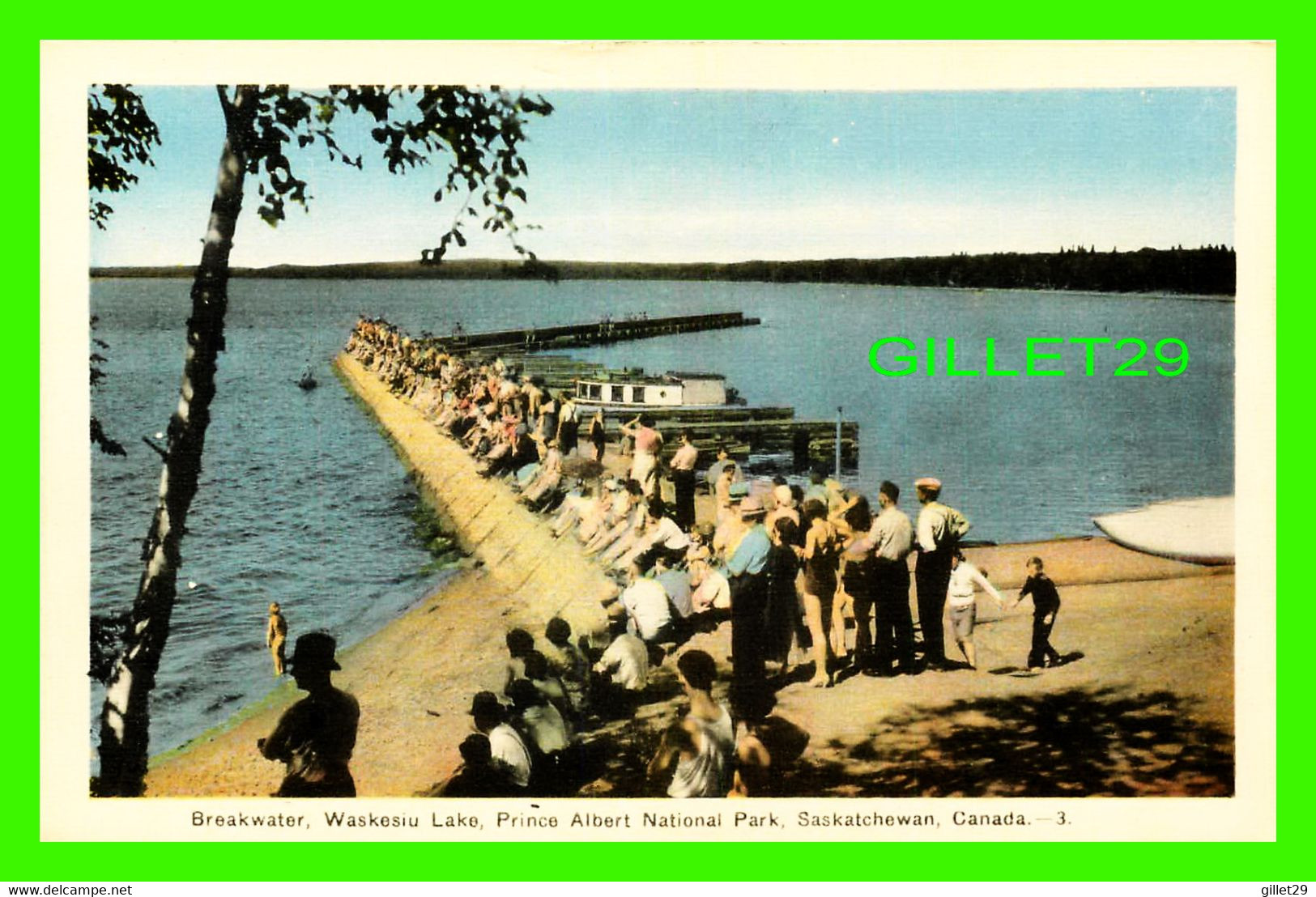 WASKESIU, SASKATCHEWAN - BREAKWATER, WASKESIU LAKE, PRINCE ALBERT PARK - WELL ANIMATED WITH PEOPLES - PECO - - Other & Unclassified